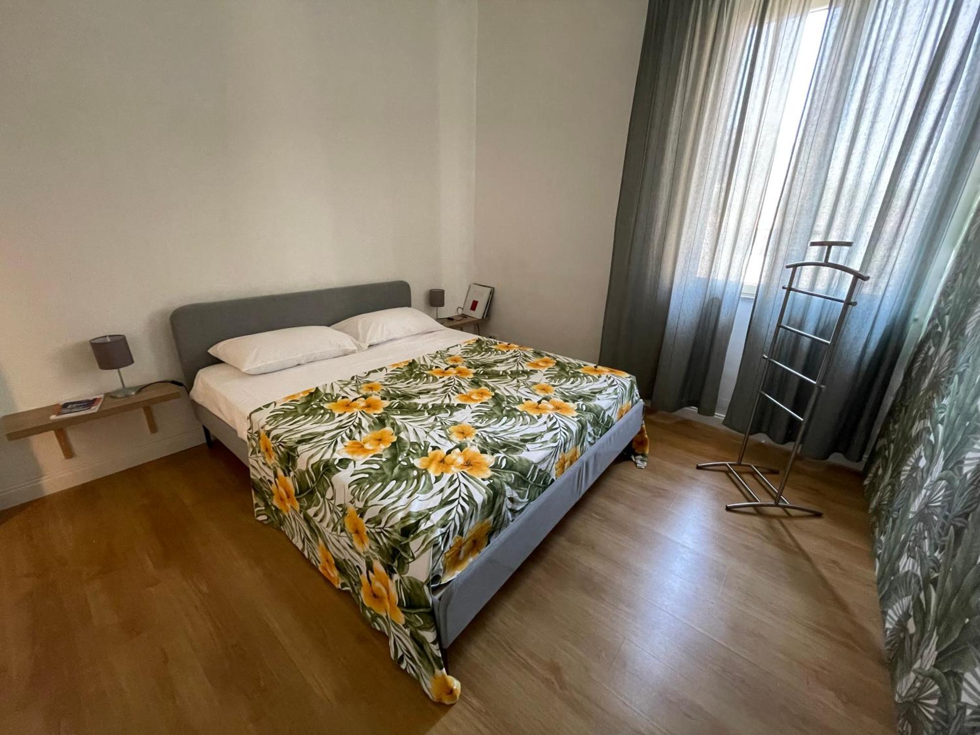Appartamento Vicino Il Centro Palermo Kültér fotó